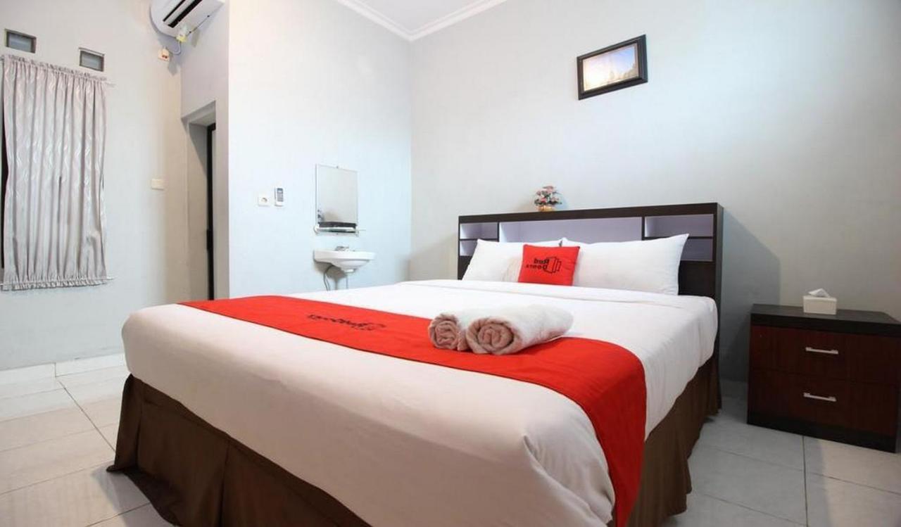 Reddoorz Plus @ Hotel Star 88 Tugu Eksteriør bilde