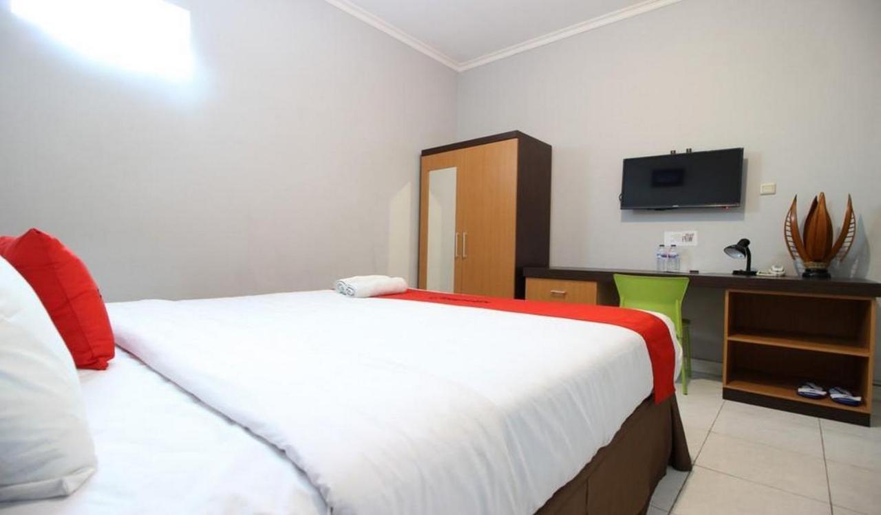 Reddoorz Plus @ Hotel Star 88 Tugu Eksteriør bilde
