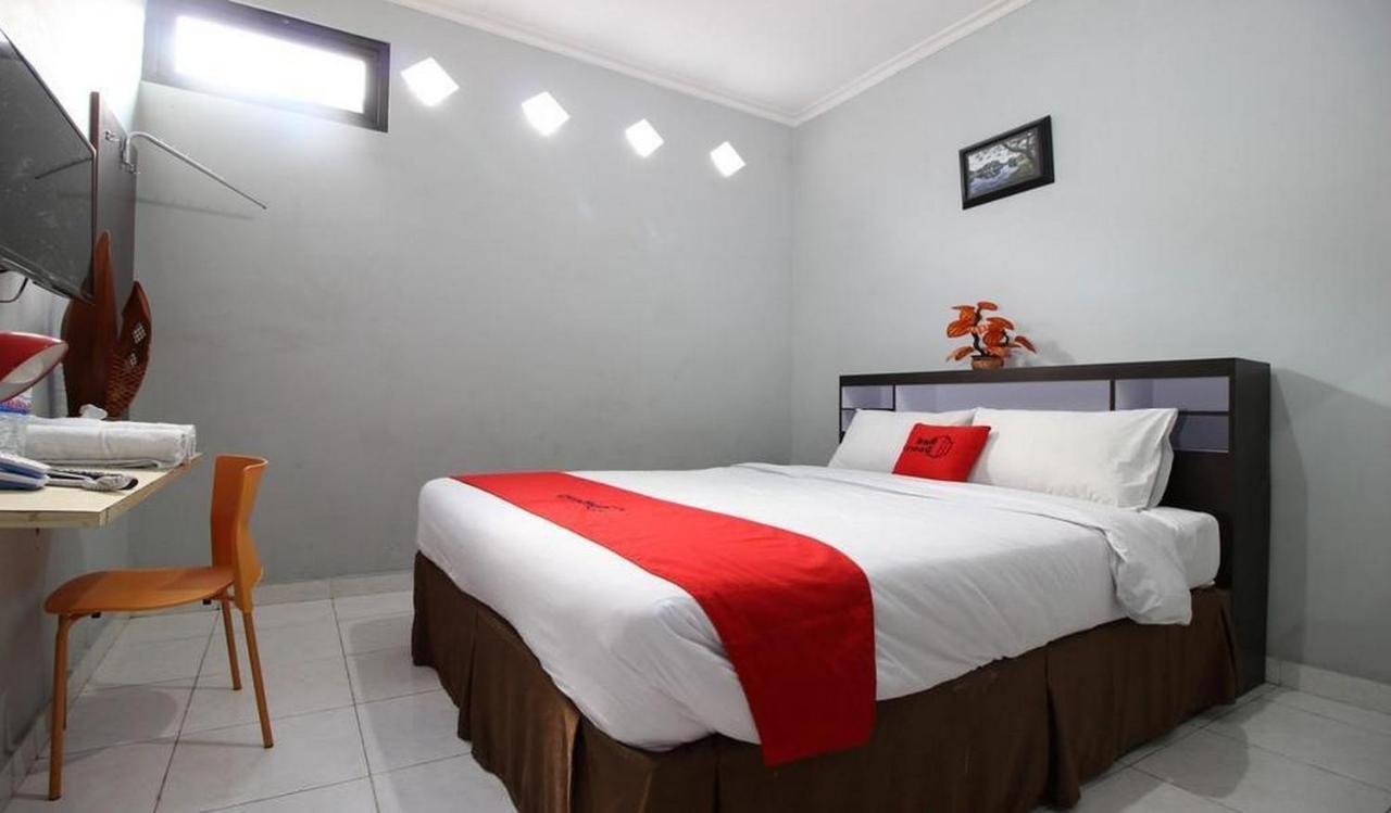 Reddoorz Plus @ Hotel Star 88 Tugu Eksteriør bilde